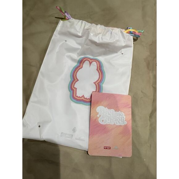 POP MART THE MONSTERS Big into Energy Vinyl Plush Pendant Loyalty New In Box - Picture 6 of 16